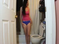 [ Scat Porn Tube ] young girl shows herself off on the toilet